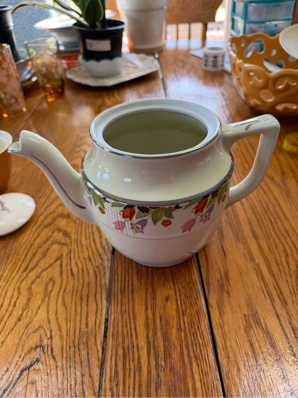 Hall Company Drip-O-Lator in Crocus floral pattern. Good condition. No lid.